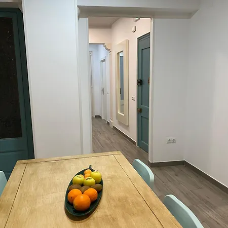 Apartment Cal Feliu Piso Amplio En El Centro De